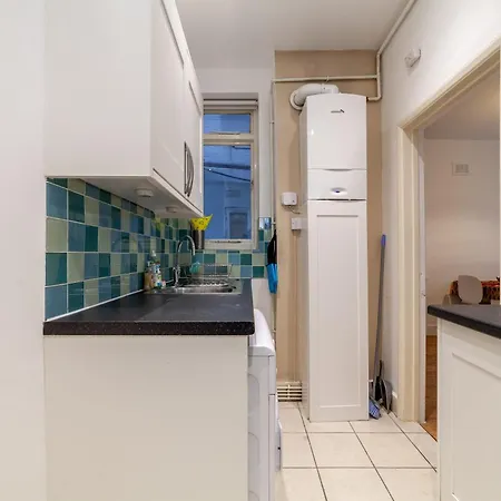 Cozy & Charming 2-Bedroom Flat In Prime Central London Exterior photo