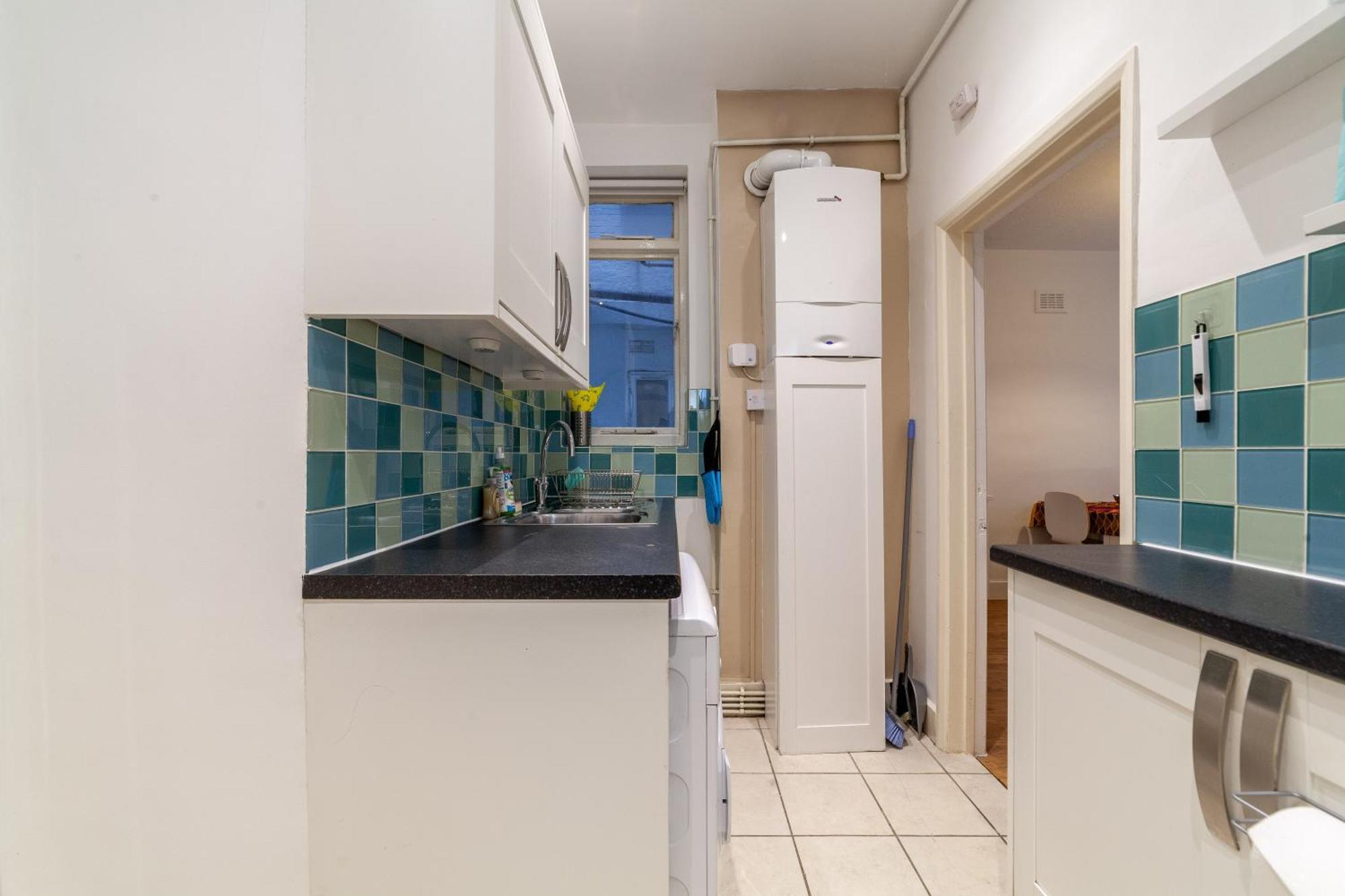 Cozy & Charming 2-bedroom Flat In Prime Apartment London