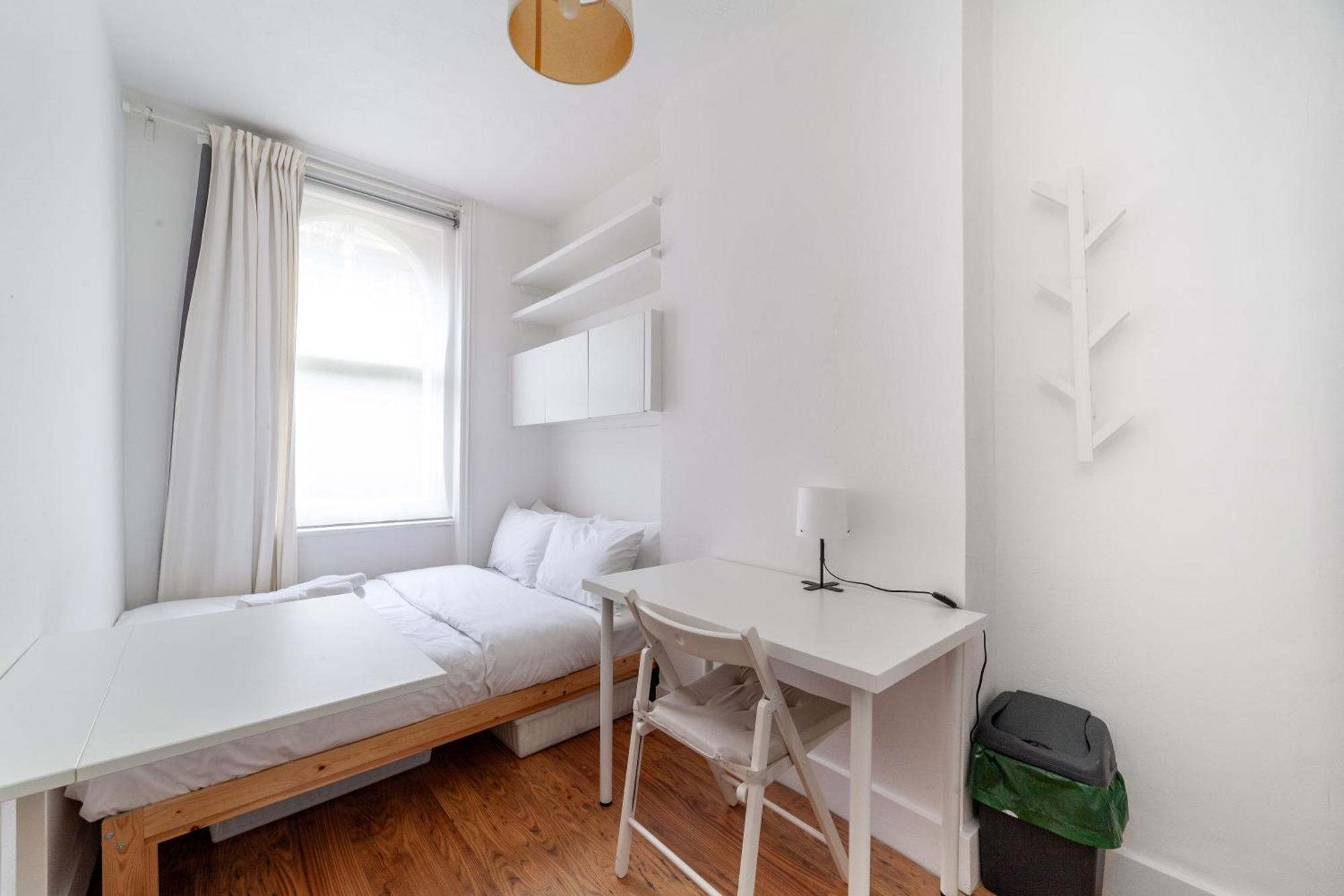 Cozy & Charming 2-bedroom Flat In Prime Apartment *